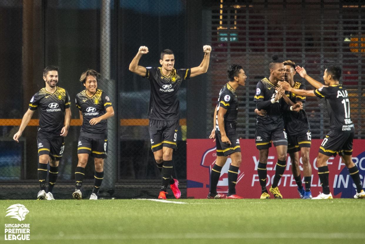 Tampines Rovers striker Boris Kopitovic raises his arms in triumph as his team celebrate their 4-0 Singapore Premier League win over Lion City Sailors. (PHOTO: SPL/Facebook)