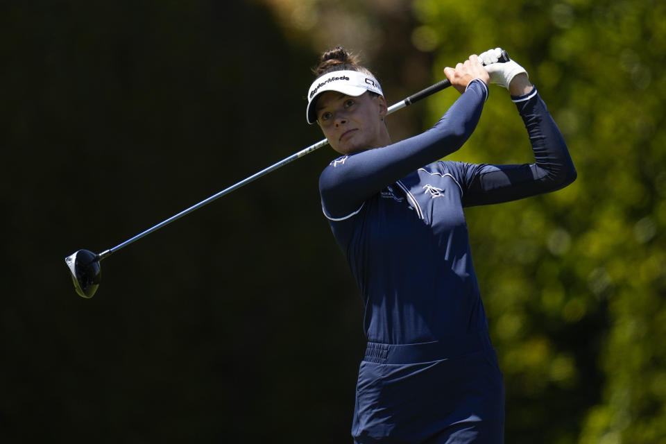 Esther Henseleit hits from the second tee during the fourth round of the LPGA's JM Eagle LA Championship golf tournament at Wilshire Country Club, Sunday, April 28, 2024, in Los Angeles. (AP Photo/Ashley Landis)