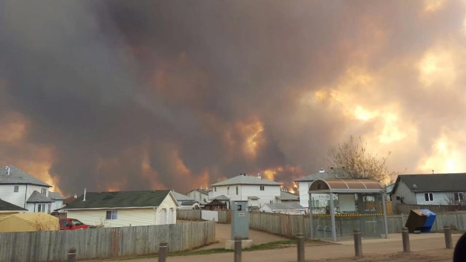 Wildfires near homes