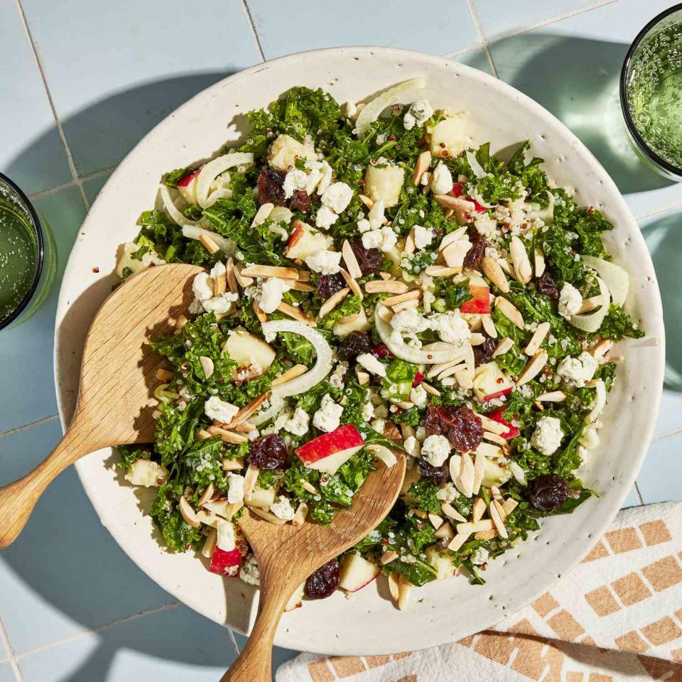 Kale, Quinoa & Apple Salad