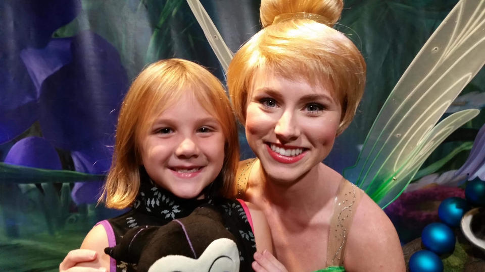 When Brandy Bocchino&#39;s daughter lost a tooth on a Walt Disney World vacation, the 6-year-old was confident that Tinker Bell could pass the word on to the Tooth Fairy. (Photo: Brandy Bocchino)