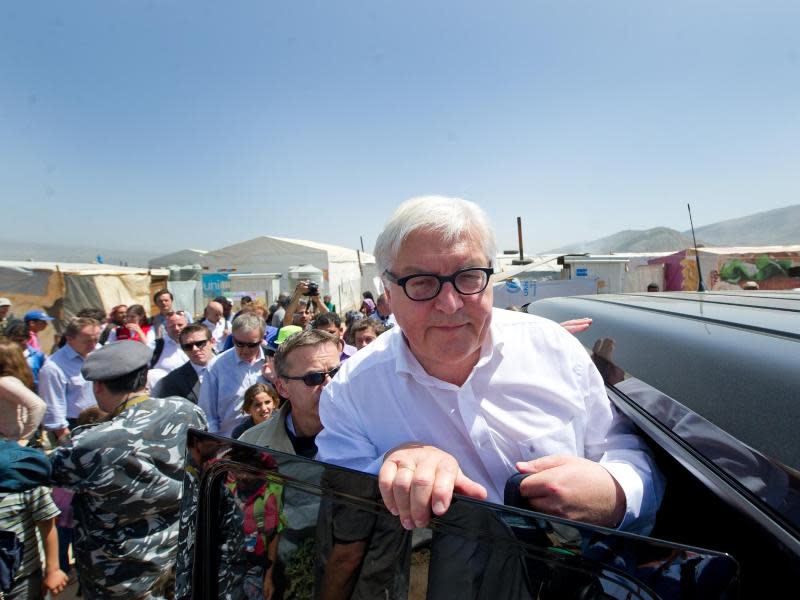 Steinmeier besucht Flüchtlinge aus dem Bürgerkriegsland Syrien im Libanon. Foto: Bernd von Jutrczenka