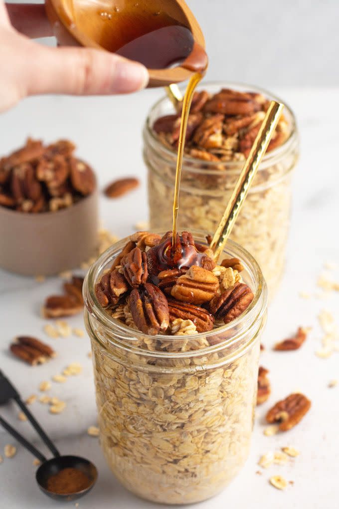 Maple Pecan Overnight Oats