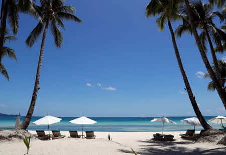 A view of an empty beach a day before the temporary closure of the holiday island Boracay in the Philippines April 25, 2018. REUTERS/Erik De Castro