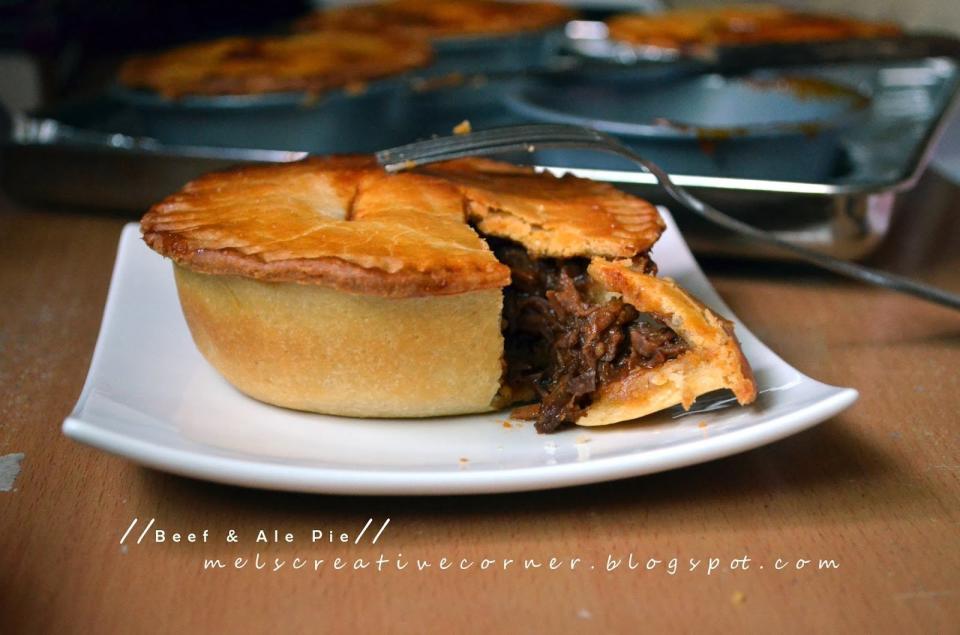 <strong>Get the <a href="http://melscreativecorner.blogspot.com/2014/01/beef-and-ale-pie.html">Brisket & Ale Pie</a> recipe from Mel's Creative Corner</strong>