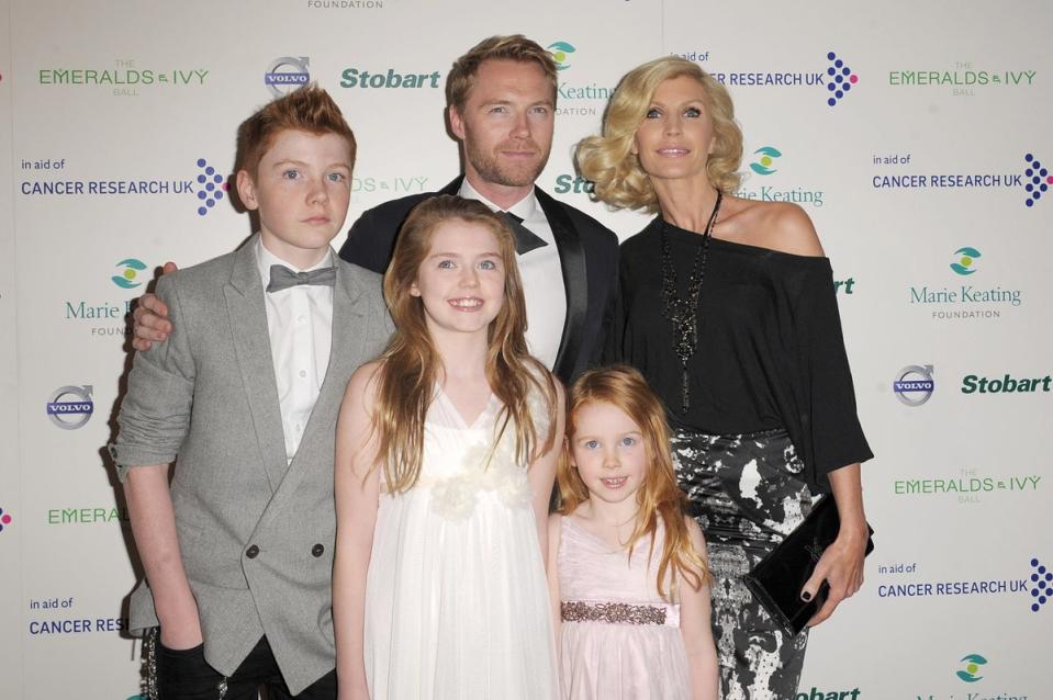 Ronan Keating, Yvonne Keating, Jack Keating, Melissa Keating and Ali Keating attends the Emeralds & Ivy Ball in aid of Cancer Research UK and the Marie Keating Foundation in 2011 (Getty Images)