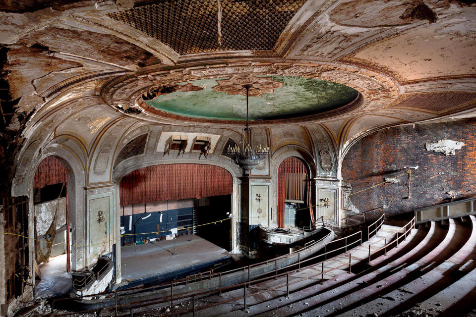 <p>Photographer Matt Lambros says that most of the theaters he visited were originally part of asylums, but he says he never saw the venues as dark or sinister. (Photo: Matt Lambros/Caters News) </p>