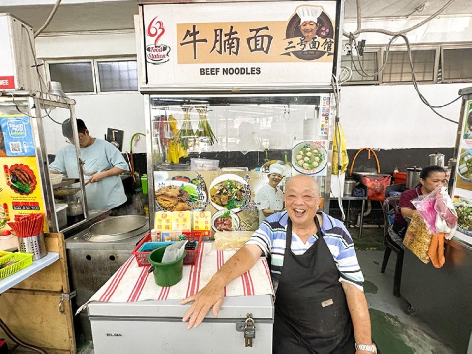 The affable Oh trained as a chef in a Chinese restaurant where he worked for 40 plus years before his retirement