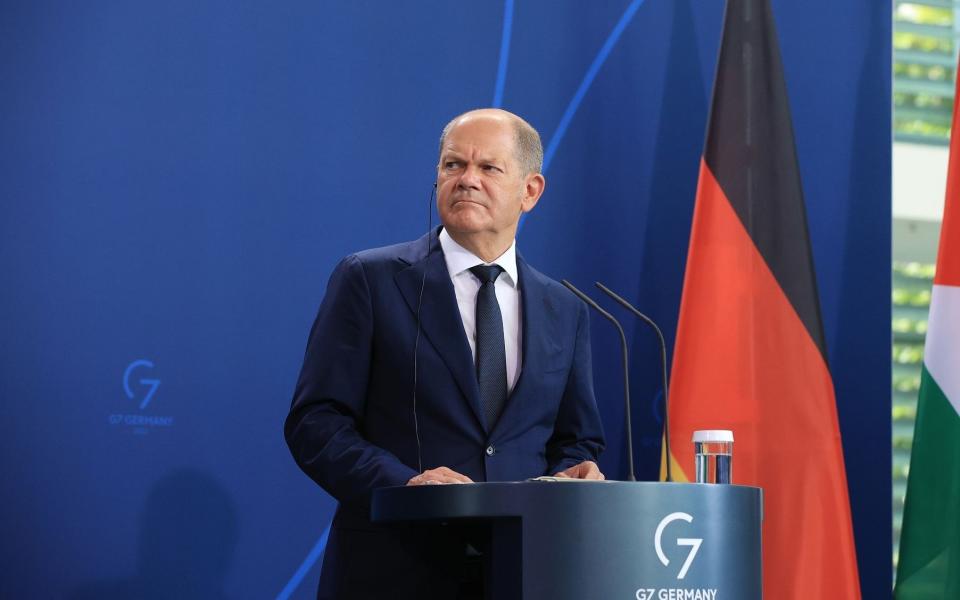 Olaf Scholz - Krisztian Bocsi 