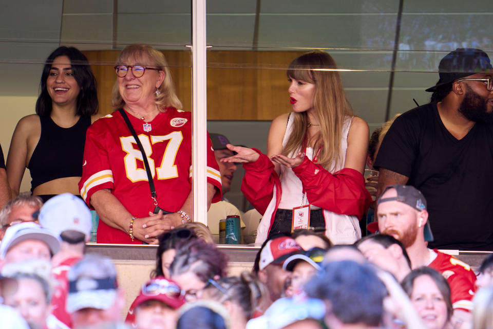 Travis Kelce's Mom Donna Reflects on Meeting Taylor Swift