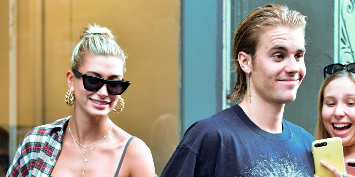Hailey Baldwin Just Showed Off Her Massive Diamond Ring On Vacation With Justin Bieber In Canada 0266