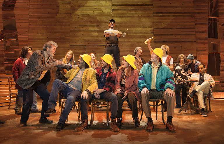 Come From Away, el gran musical testimonial que dirigió Carla Calabrese en el Maipo