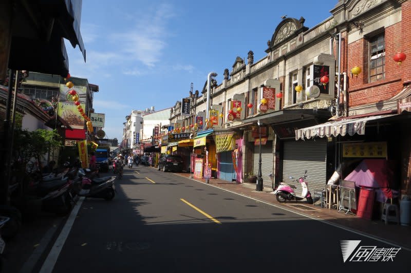 20160719-高雄旗山老街旁的大溝頂太平商場（楊伯祿攝）