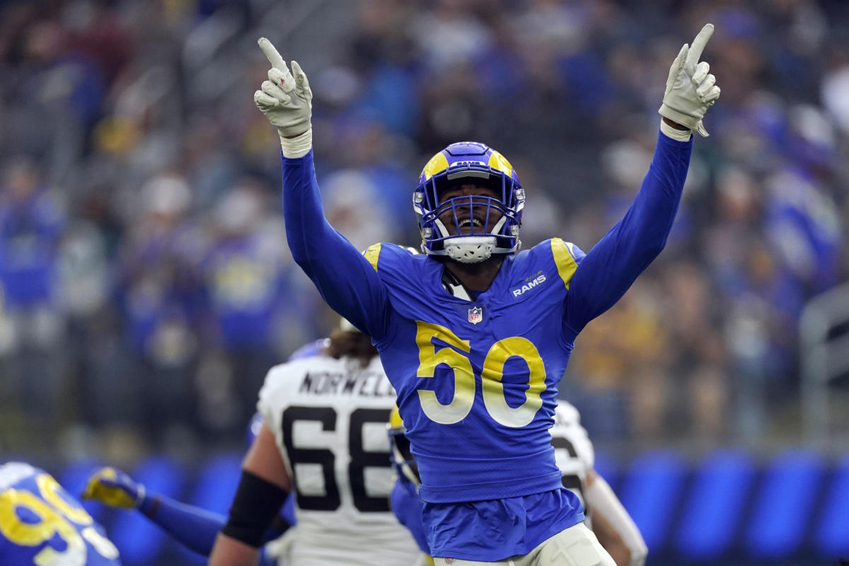 Los Angeles Rams' Sean McVay 'Loves' Ernest Jones as 'Natural Leader' -  Sports Illustrated LA Rams News, Analysis and More