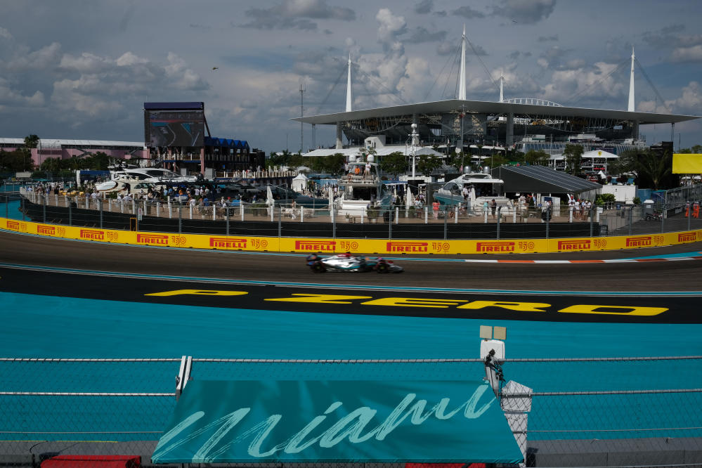 The Miami Grand Prix Brought Celebrities To Florida & So Many Stars Flooded  This Restaurant - Narcity