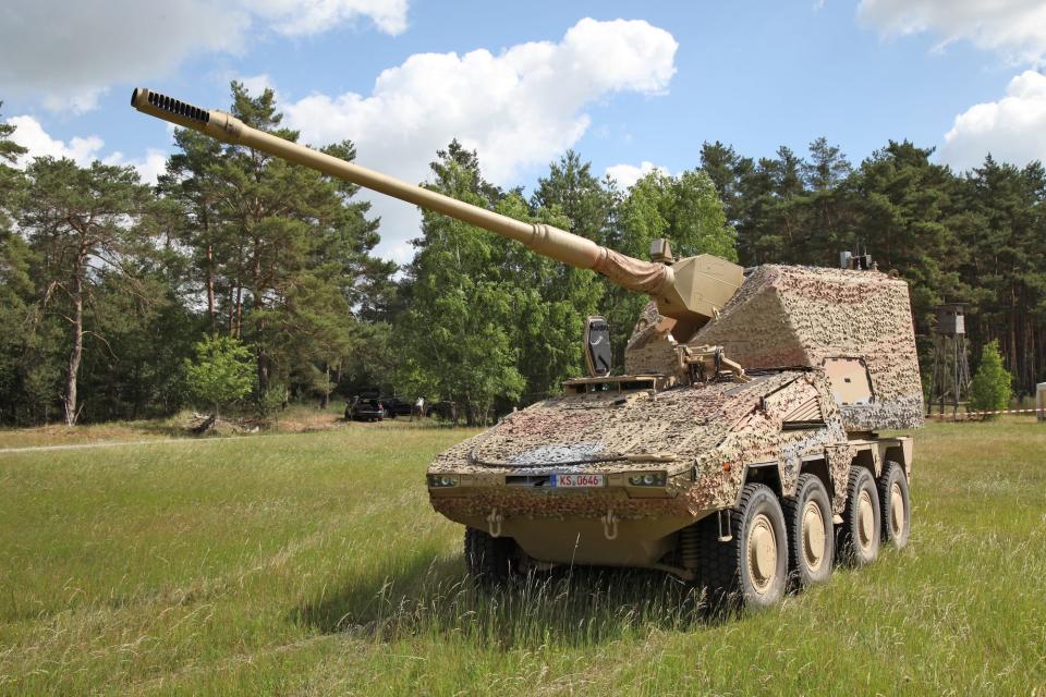 RCH 155 self-propelled artillery howitzer