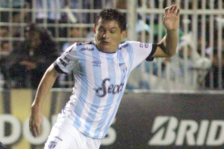 Pulga Rodríguez hizo 130 goles en Atlético Tucumán en 325 presencias; a los 39 años retorna al Decano.