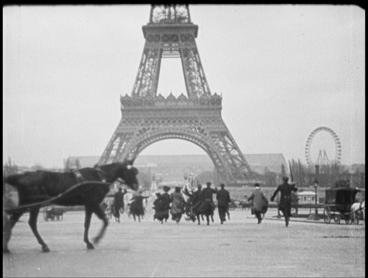 Photogramme de _La Course à la perruque_ de Georges Hatot, 1906.