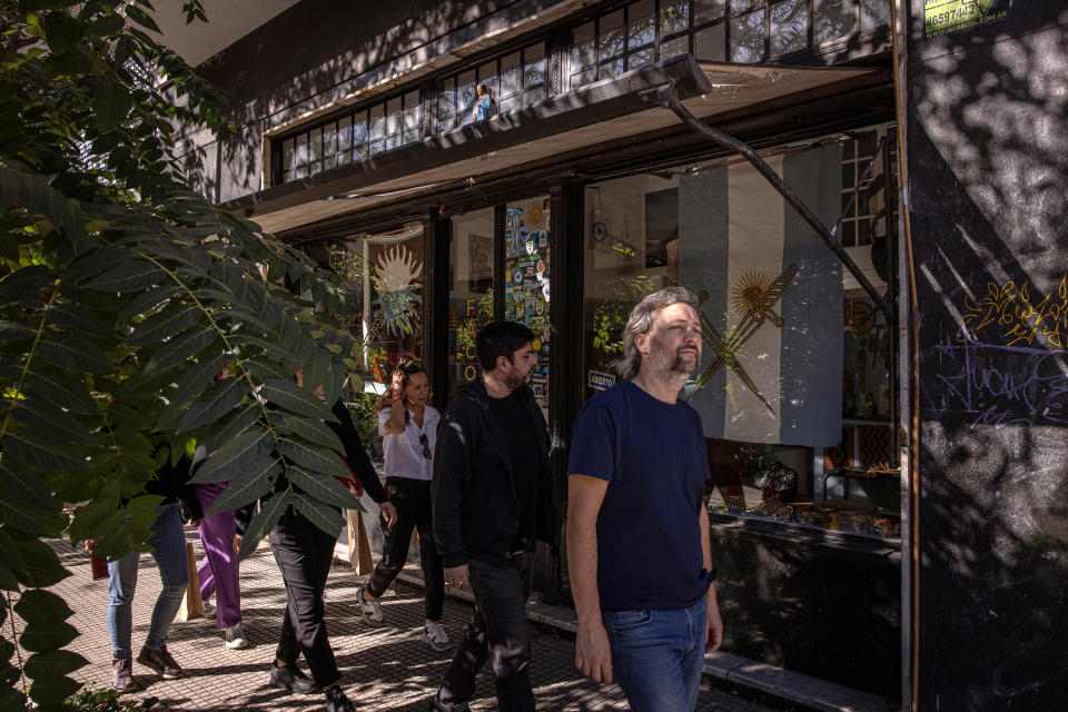 Chacarita le pareció al autor totalmente transitable y un lugar magnífico para ir de compras, comer y simplemente pasear durante unos días. (Sarah Pabst/The New York Times)