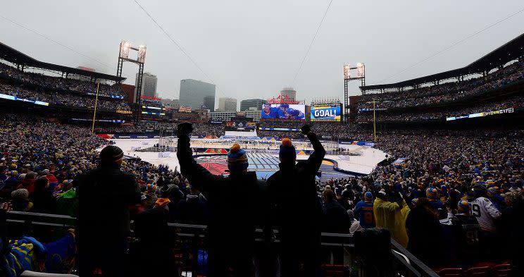 Montreal Canadiens to play Boston Bruins at Gillette Stadium for next  year's Winter Classic, Leafs will reportedly host in 2017