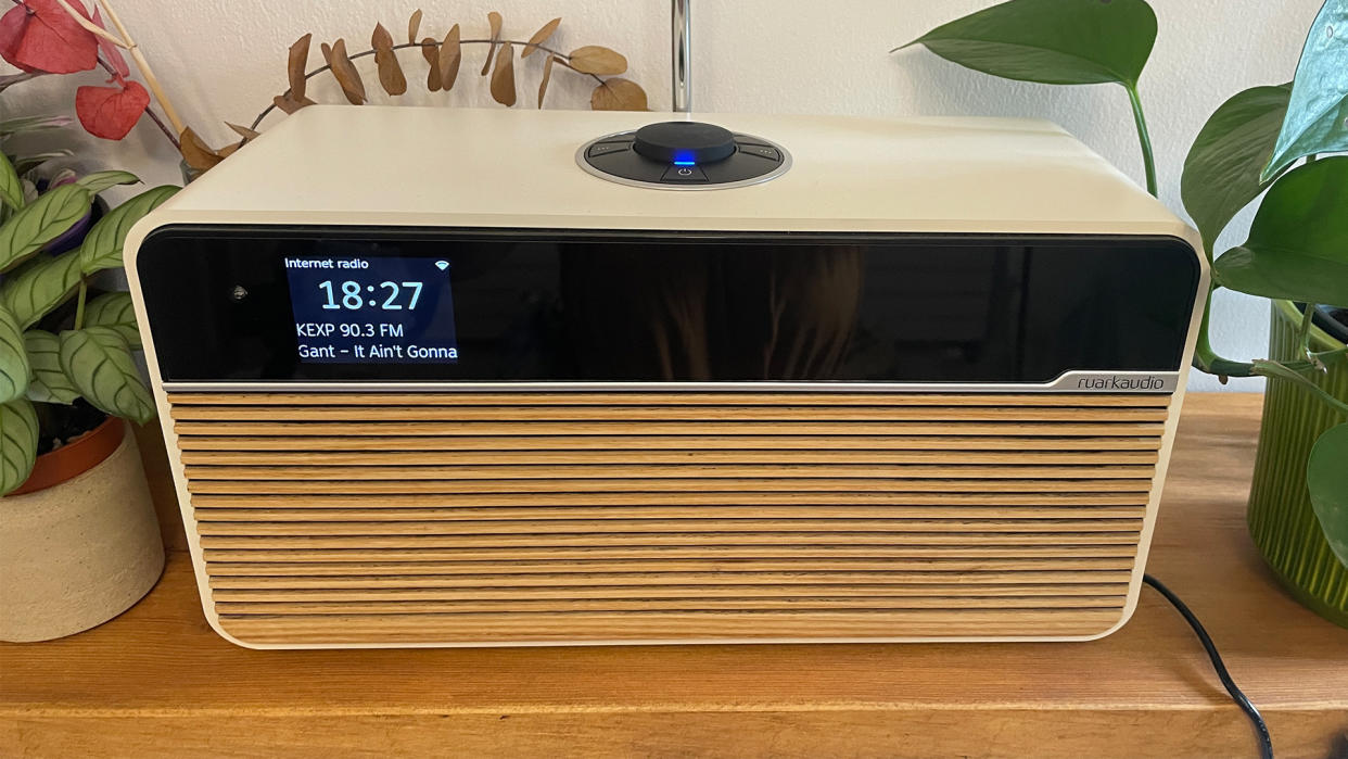  Internet radio: Ruark R2 Mk4 