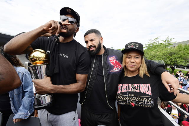 Drake's Kawhi Leonard Jersey Shows Drizzy Is Still All About The Raptors  Hero - Narcity