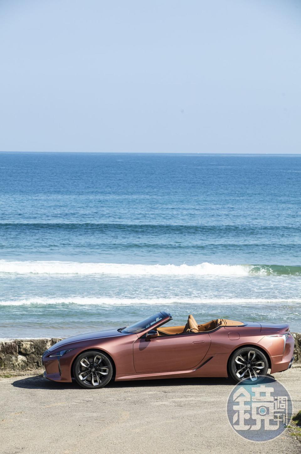 LEXUS LC Convertible