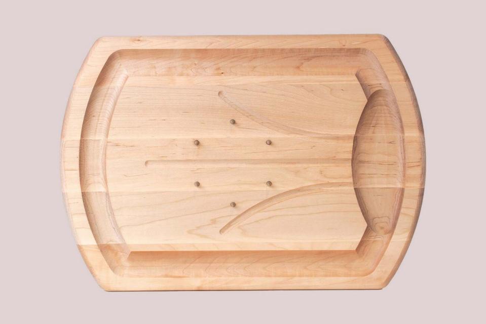 J.K. Adams Traditional Carving Board with Spikes