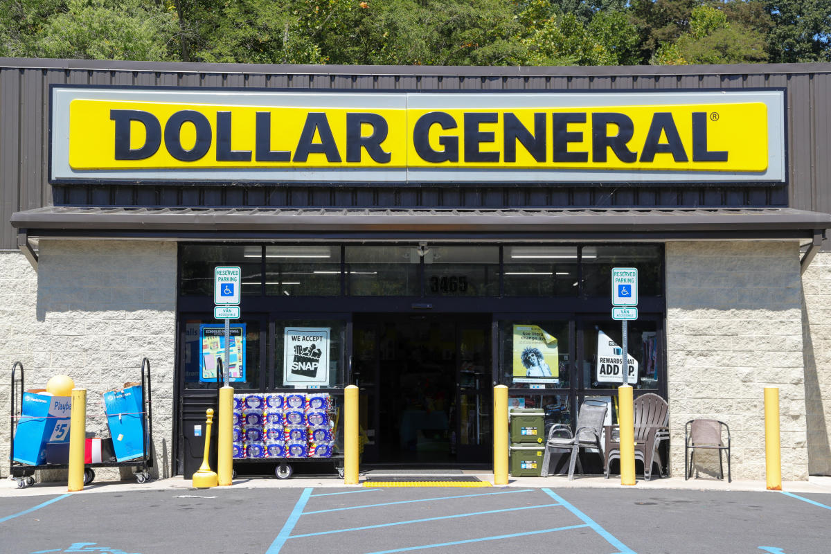 #Even dollar stores are hurting as consumers get more cautious [Video]