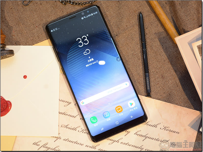 年度大作筆尖同行，Samsung Galaxy Note 8 實機快速動手玩