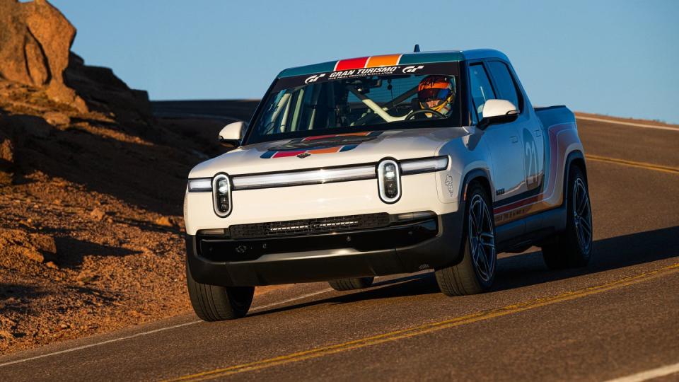 rivian r1t 102 pikes peak international hill climb