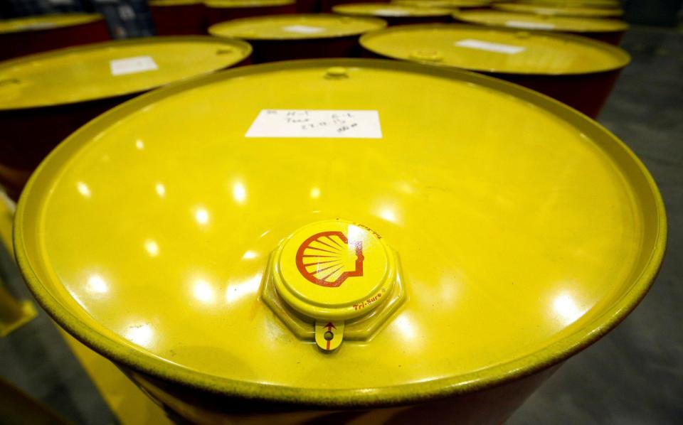 oil drums are seen at Royal Dutch Shell Plc's lubricants blending plant in the town of Torzhok - Sergei Karpukhin/ REUTERS