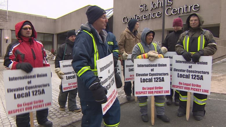 Former cabinet minister says family harassed by striking elevator workers