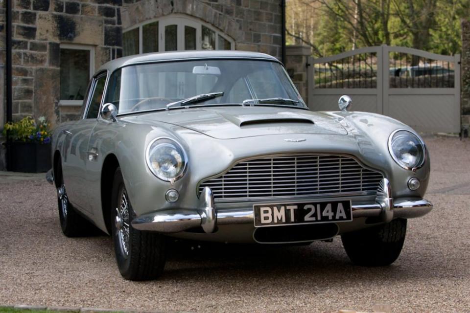 再次成為焦點，黃金眼ASTON MARTIN DB5再次回歸拍賣會