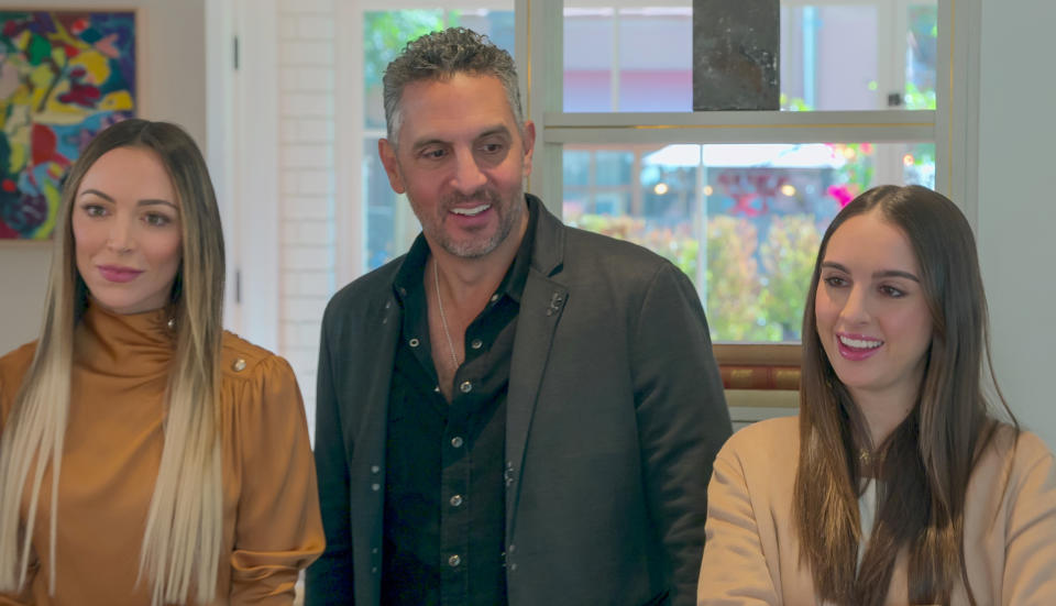 Farrah Brittany, Mauricio Umansky and Alexia Umansky on Buying Beverly Hills, 2022. (Netflix)