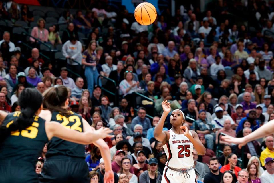 South Carolina guard Raven Johnson (25) plays against Iowa in the NCAA Tournament Final Four game on March 31, 2023. Joshua Boucher/jboucher@thestate.com