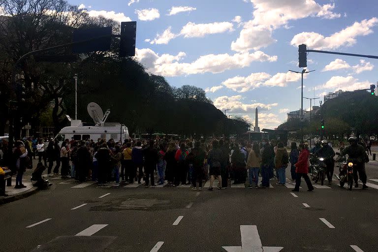 El martes pasado, los profesionales que tuvieron problemas para rendir el examen protestaron frente al Ministerio de Salud de la Nación