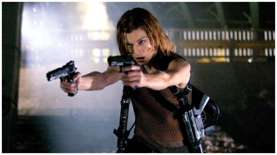 Milla Jovovich in 2004 movie "Resident Evil: Apocalypse"