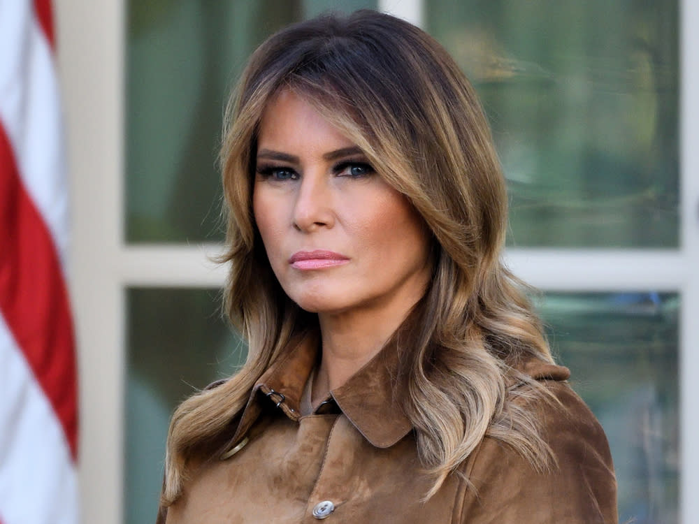 Melania Trump muss erneut Kritik in den sozialen Medien einstecken. (Bild: Evan El-Amin / Shutterstock.com)