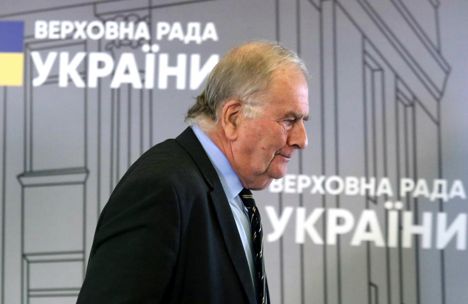 KYIV, UKRAINE - NOVEMBER 5, 2019 - Chairperson of the UK delegation to PACE Sir Roger Gale attends a briefing following the joint working meeting between Ukrainian MPs, representatives of the national delegation, and members of the delegations of the Baltic Plus Group (BPG) at PACE, Kyiv, capital of Ukraine.- PHOTOGRAPH BY Ukrinform / Barcroft Media (Photo credit should read Ukrinform / Barcroft Media via Getty Images)