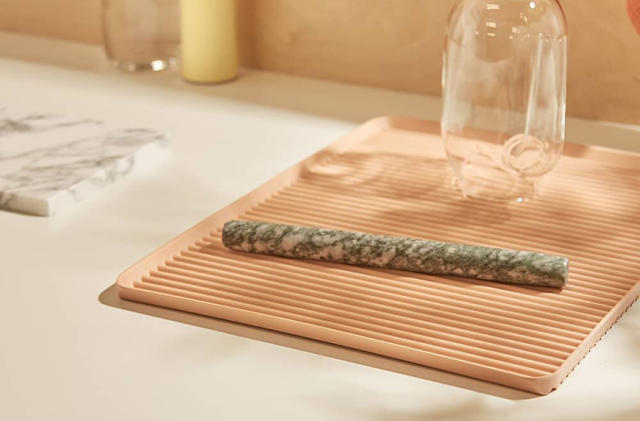 Your Dish Drying Mat Is *Loaded* With Bacteria—Here's What To Use