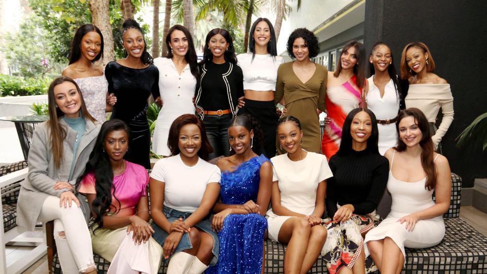 An image of the 16 finalists of the Miss South Africa competition