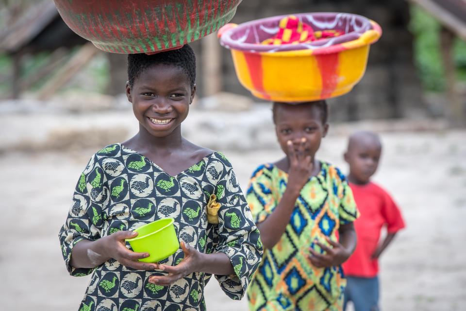 358,179 children in Liberia are labourers, which constitutes over 30% of the country's total child population. Children are involved in agriculture jobs which exposes them to hazardous working conditions. The country's lack of labor laws is the main cause behind this. Severe poverty and inefficient justice system are also to blame.