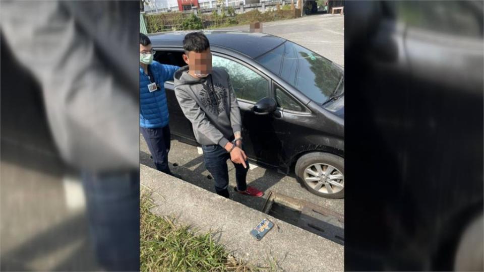 驚！高雄女澄清湖騎腳踏車 遭飛車搶劫包包 斜背也被搶 歹徒拿走現金手機丟水溝