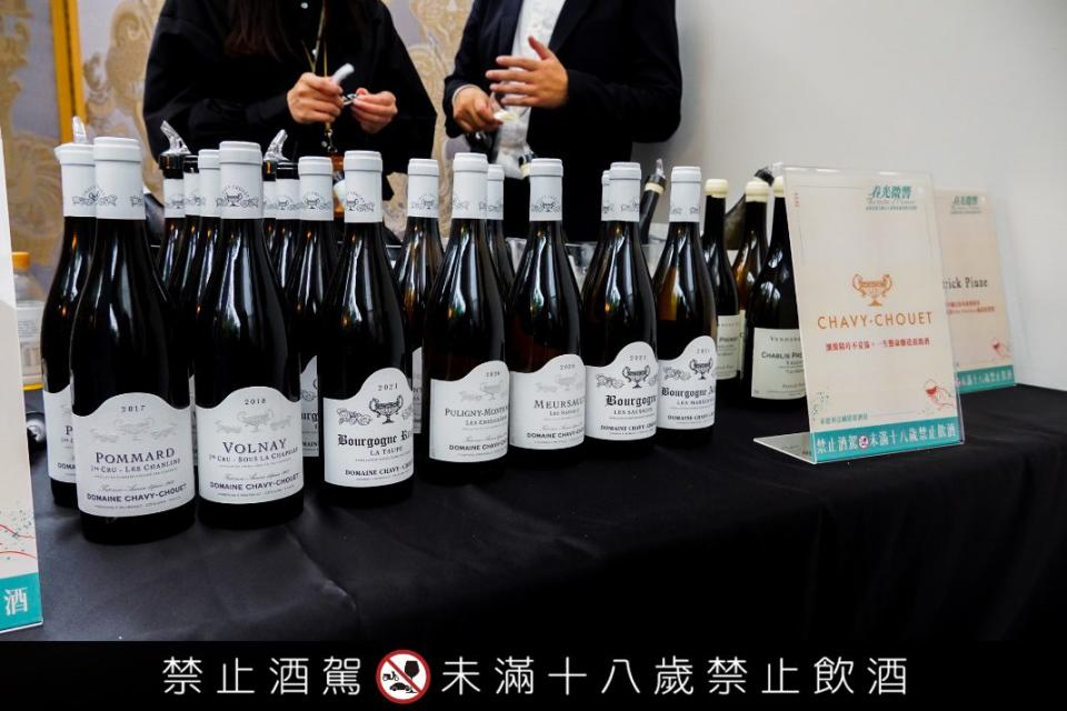 ▲現場展出80款法國經典產區的葡萄酒。(圖/泰德利股份有限公司提供)