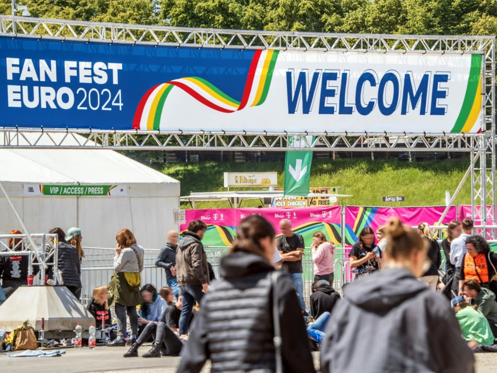 EM-Fanfest auf der Münchner Theresienwiese (IMAGO)