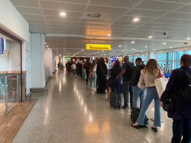 Heathrow queues