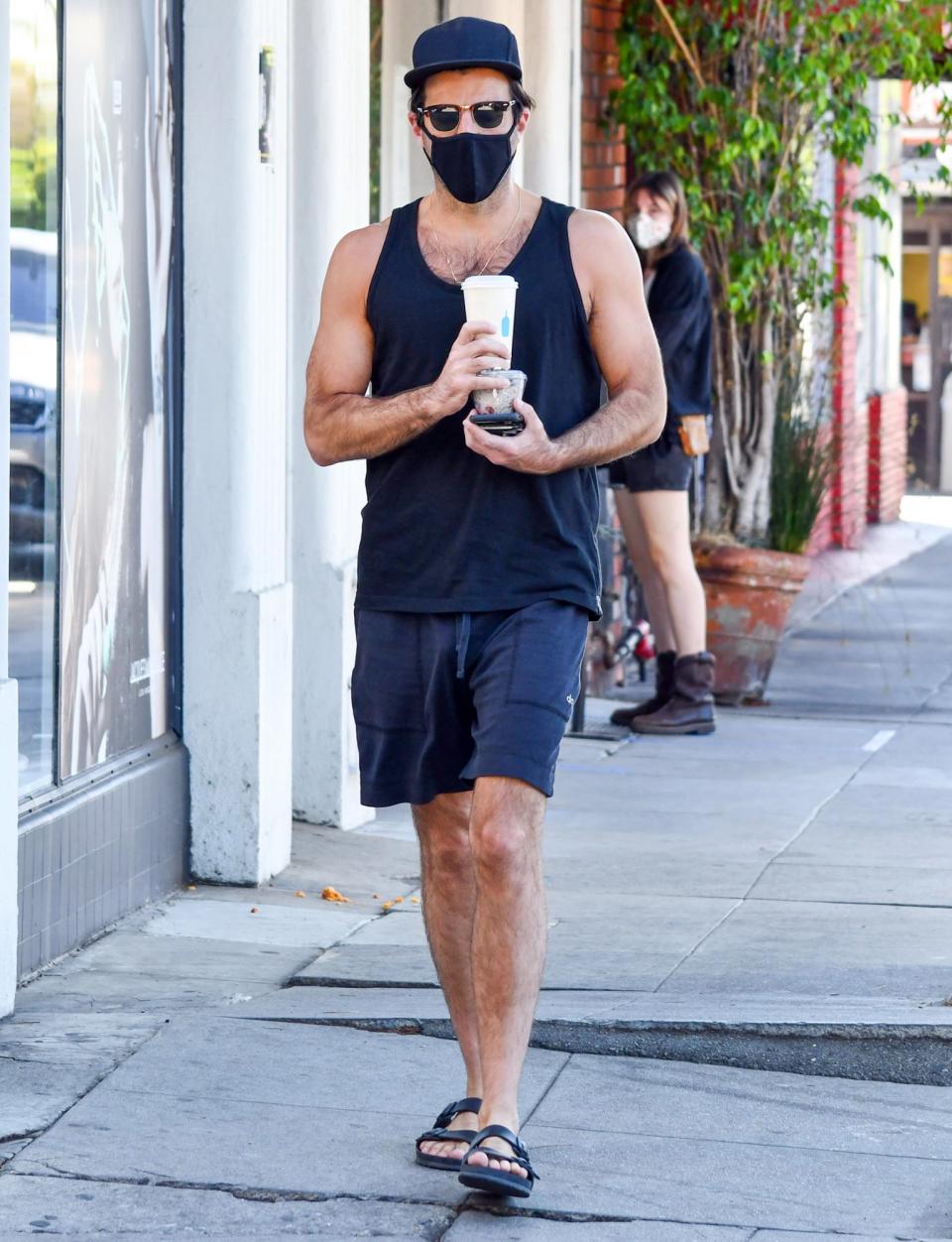 <p>Zachary Quinto grabs coffee and a snack on Monday in L.A. </p>