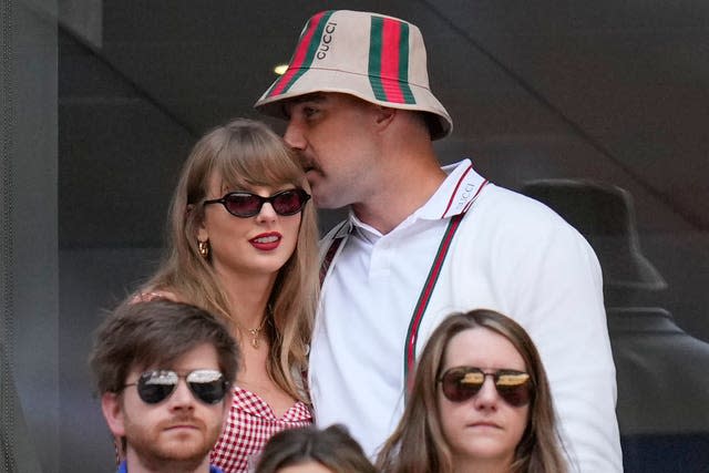 Taylor Swift and Travis Kelce watch the US Open final