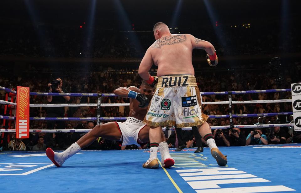 USA's Andy Ruiz (R) fights with England's Anthony Joshua (L) during their 12-round IBF, WBA, WBO & IBO World Heavyweight Championship fight at Madison Square Garden in New York on June 1, 2019. (Photo by TIMOTHY A. CLARY / AFP)        (Photo credit should read TIMOTHY A. CLARY/AFP via Getty Images)